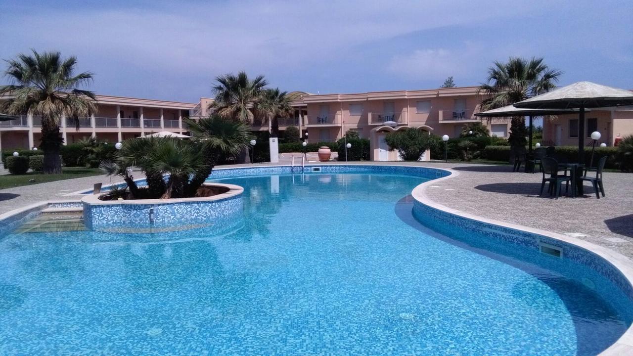 Hotel Minerva Brindisi Luaran gambar