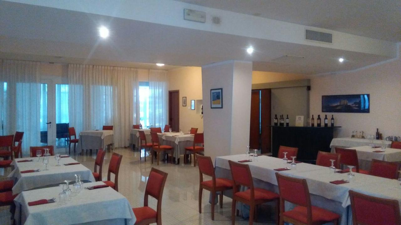 Hotel Minerva Brindisi Luaran gambar