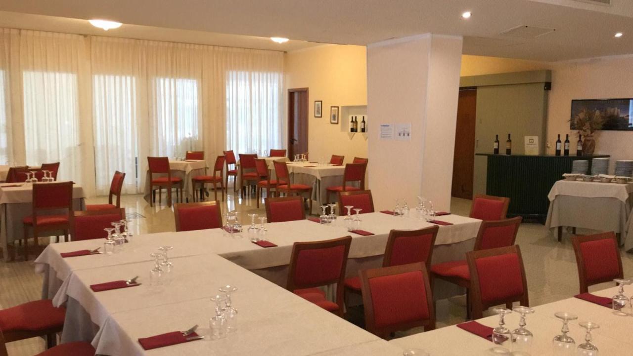 Hotel Minerva Brindisi Luaran gambar
